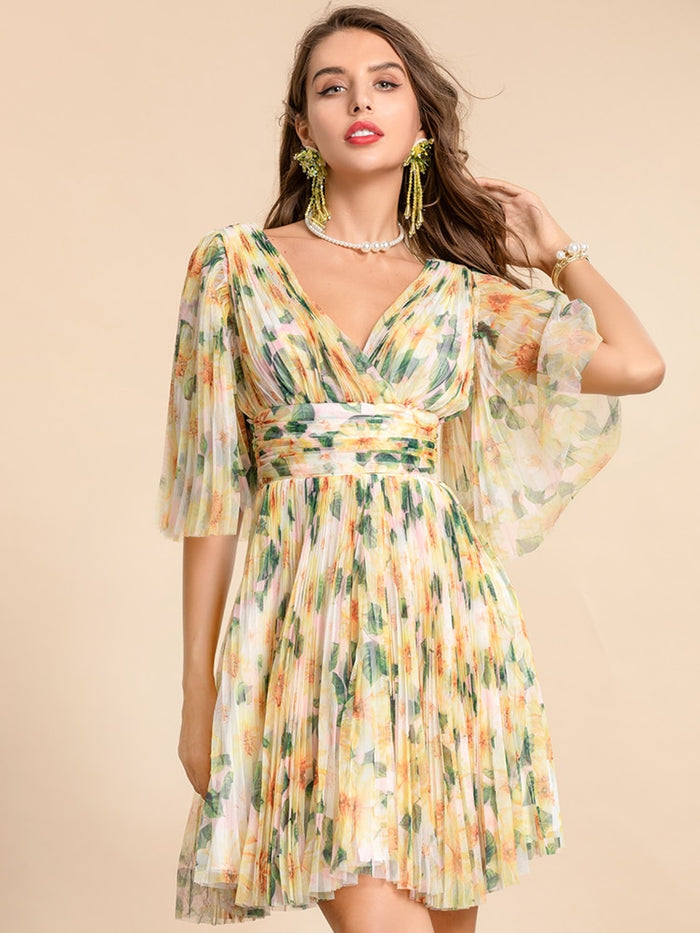 Bohemian Sexy V-neck Flare Sleeve Floral Print Pleated Mini Dress  Drewliet